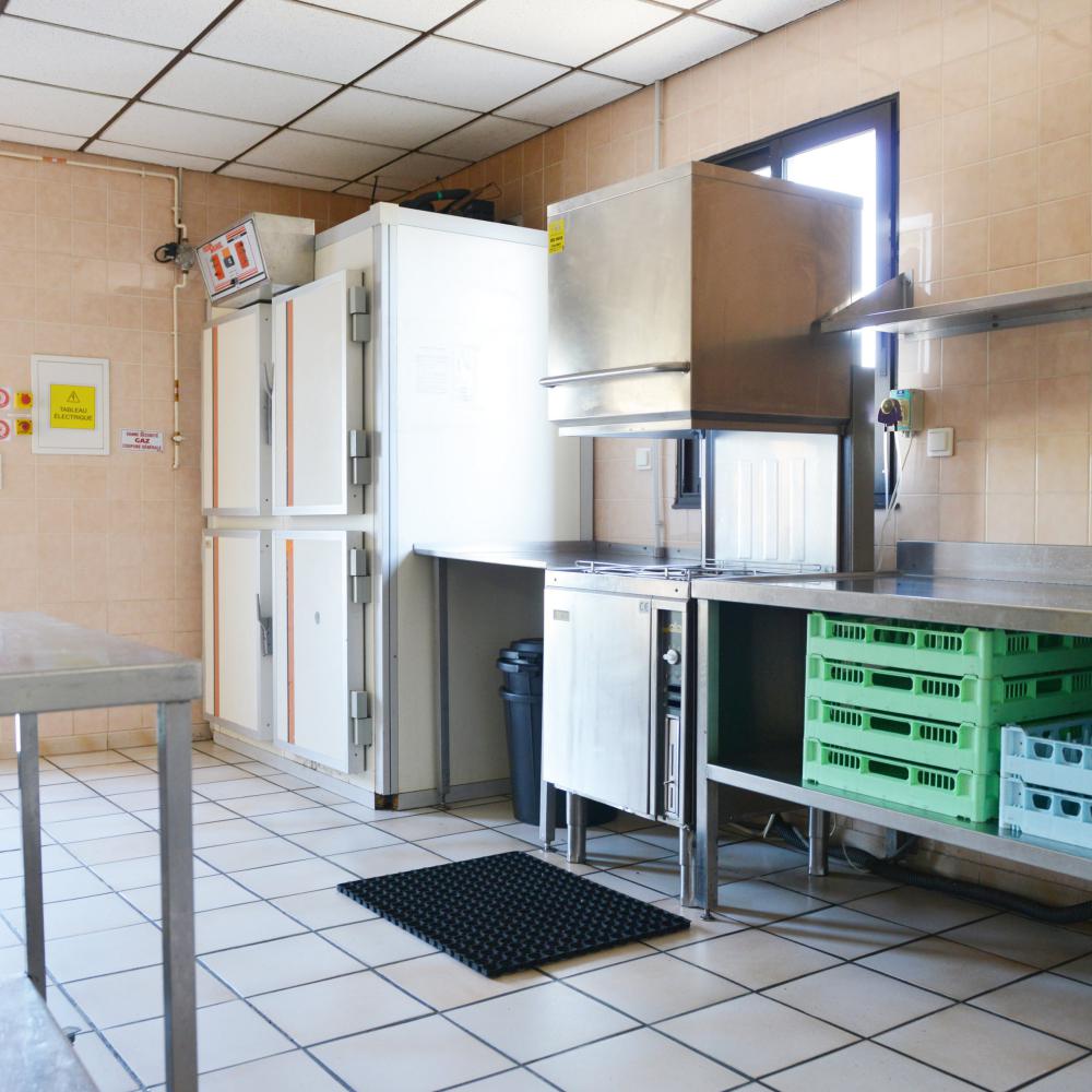 Moulin de la coutancière : Plonge te chambre froide