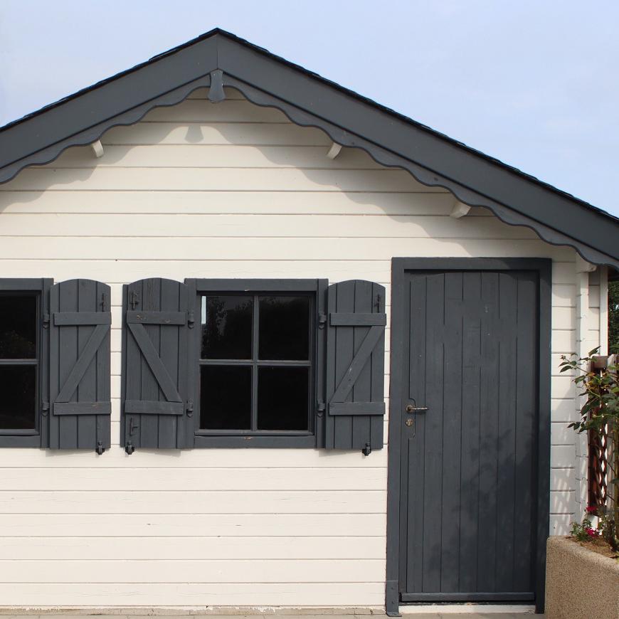 Moulin de la coutancière : chalet extérieur